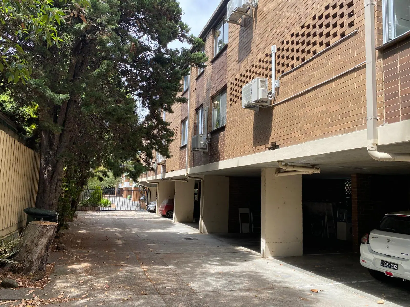 Completed concrete repairs at 26 Lansdowne Road, photograph 10