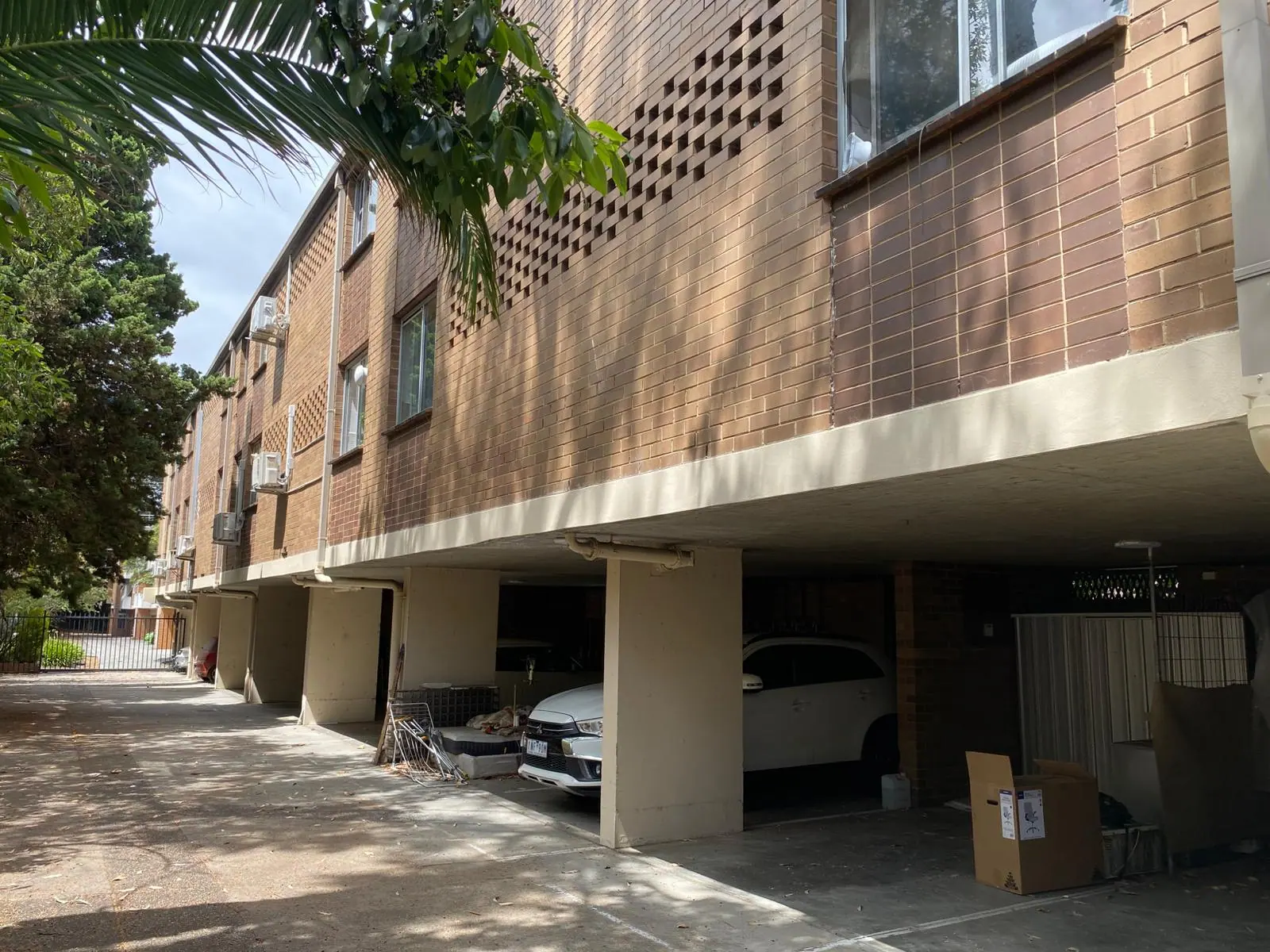 Completed concrete repairs at 26 Lansdowne Road, photograph 11